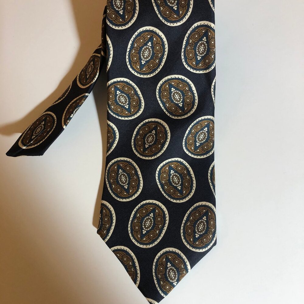 ๐คต Christian Dior Monsieur 100% Silk Tie โ Italian Woven, Made in USA - Picture 5 of 8